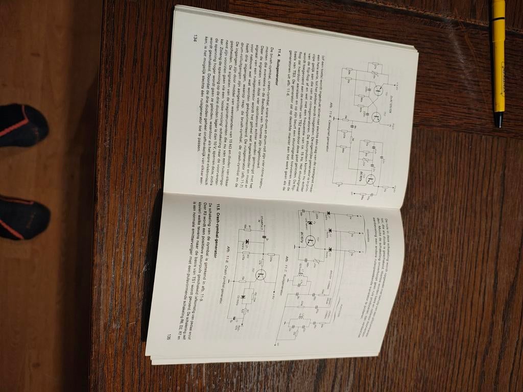 Zelfbouw boek electronisch orgel, Ophalen of Verzenden, Gebruikt