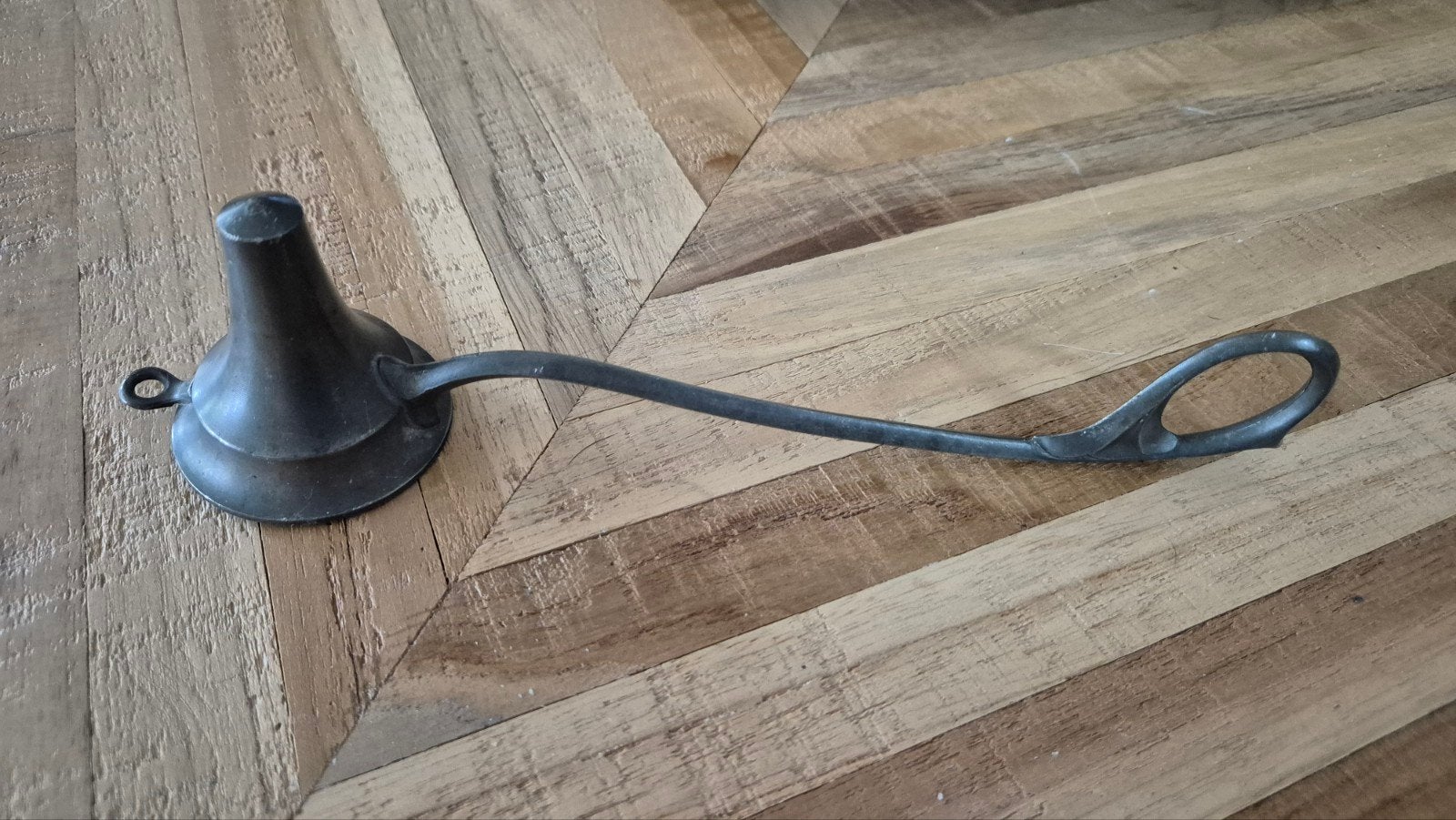 Antieke tinnen kaarsendover met lange steel, Antiek en Kunst, Antiek | Tin, Ophalen of Verzenden