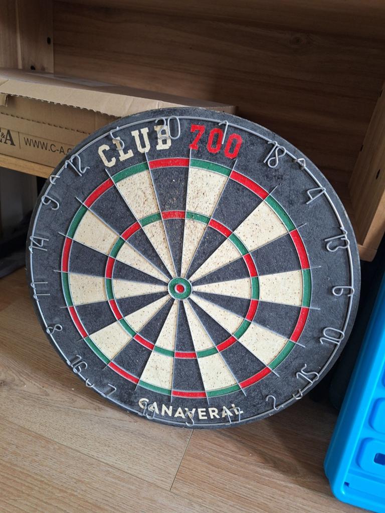 Dartbord Canaveral Club 700, Ophalen, Gebruikt, Dartbord