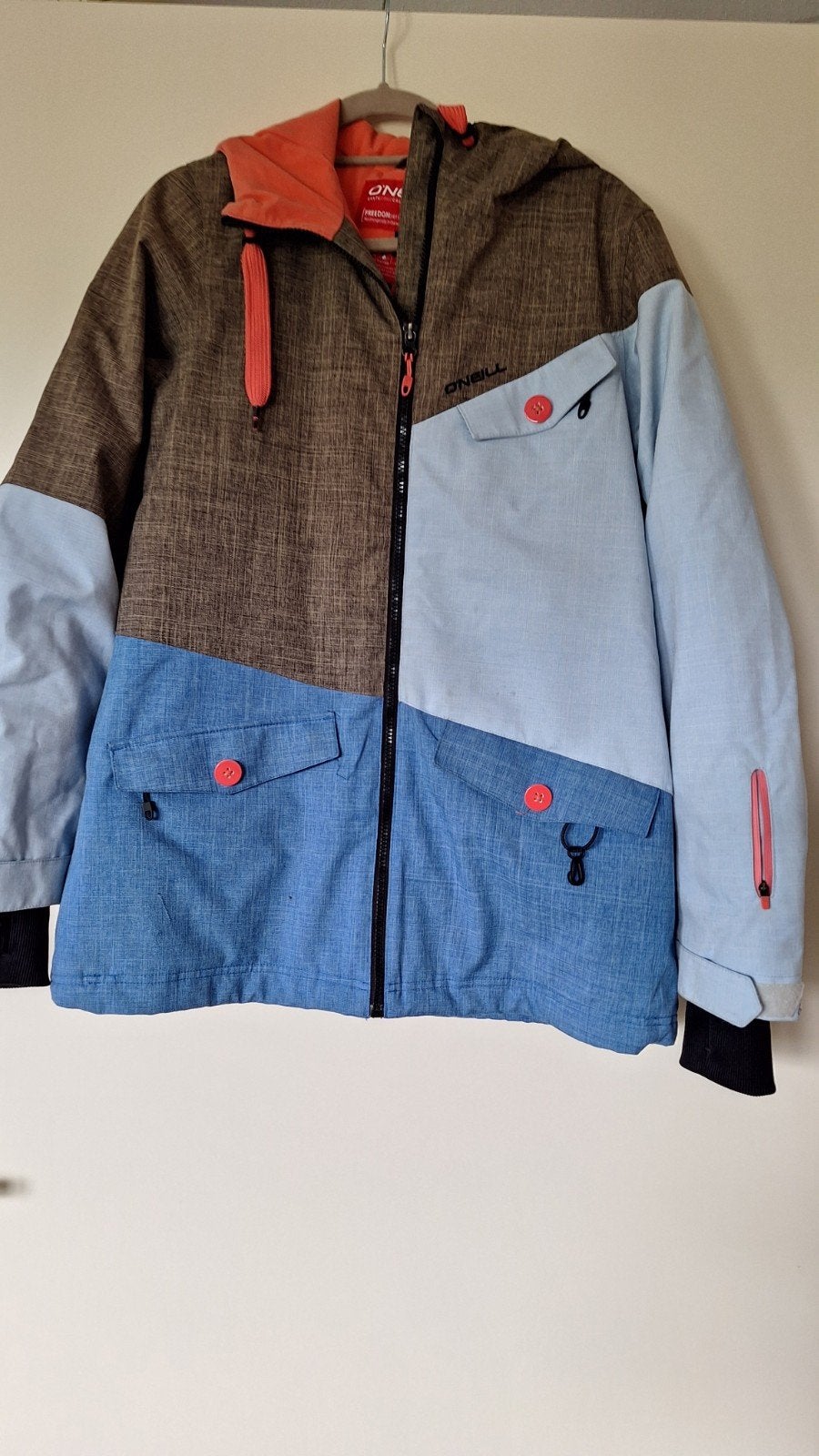 ONeill skijas/ snowboardjas mt L, Kleding | Dames, Wintersportkleding, Ophalen of Verzenden, Gedragen, Jack