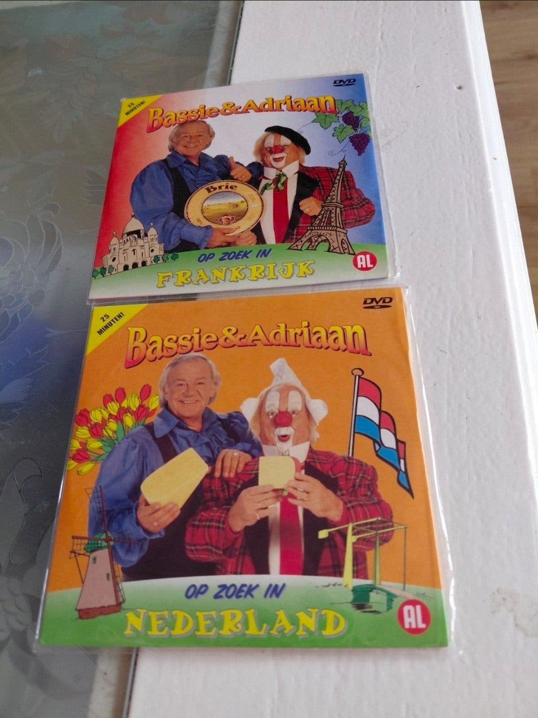 Bassie & Adriaan DVD’s - Op zoek in Nederland & Frankrijk., Alle leeftijden, Tv-serie, Ophalen of Verzenden, Zo goed als nieuw