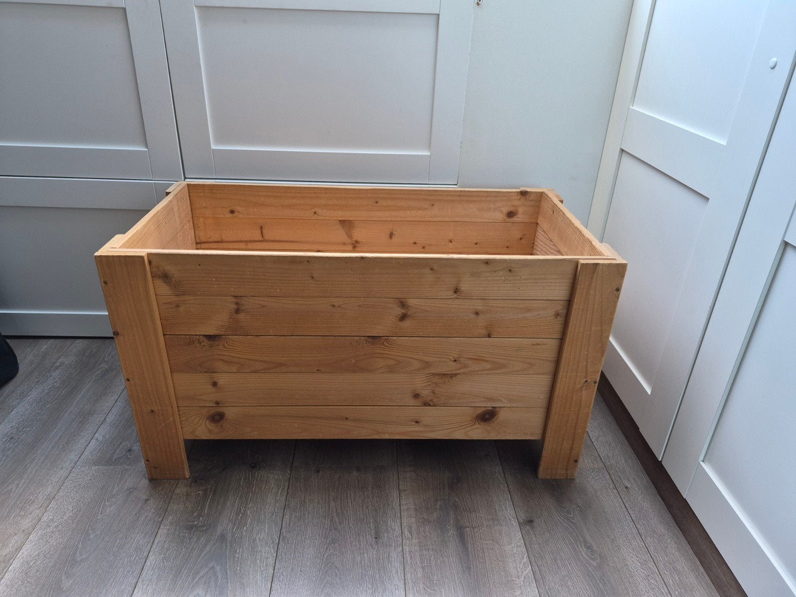 Houten speelgoedkist zonder deksel, Ophalen, Gebruikt, 50 tot 100 cm, 5 – 50