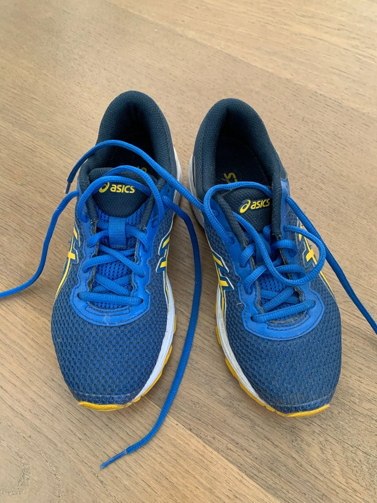 Asics hardloopschoenen - Blauw/Geel - Maat 35, Ophalen, Gebruikt, Hardloopschoenen, Hardlopen