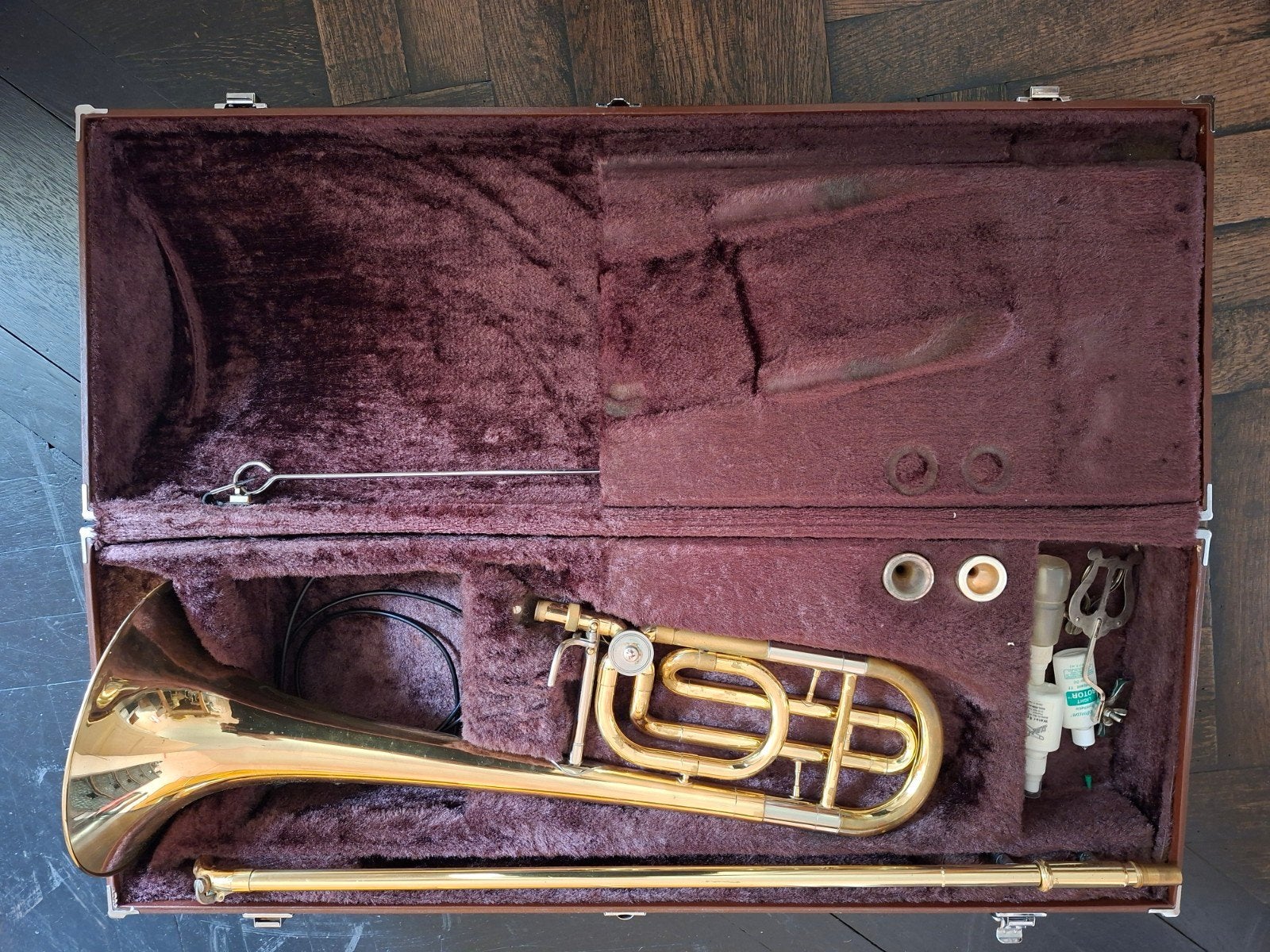 Yamaha Trombone met koffer en accessoires, Ophalen of Verzenden, Gebruikt, Tenor, Met koffer