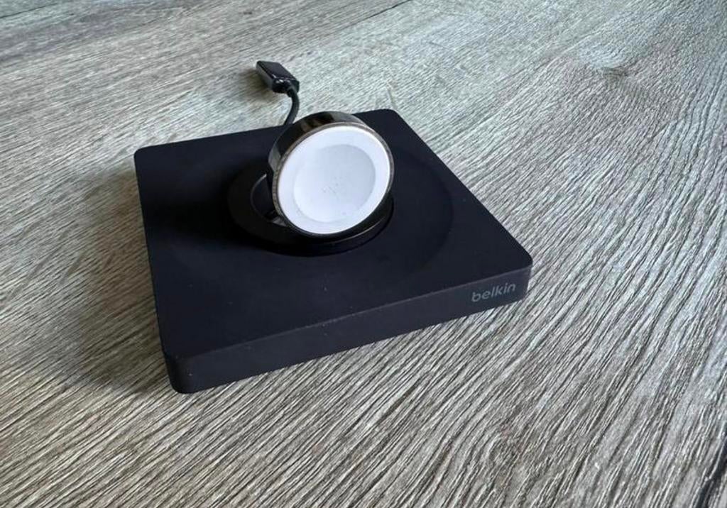 Belkin BoostCharge Pro voor Apple Watch - snellader, Ophalen of Verzenden, Zo goed als nieuw, Zwart, IOS