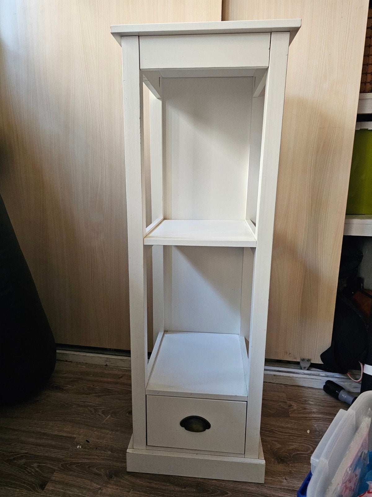 Witte smalle kast met lade en planken, Ophalen, Gebruikt