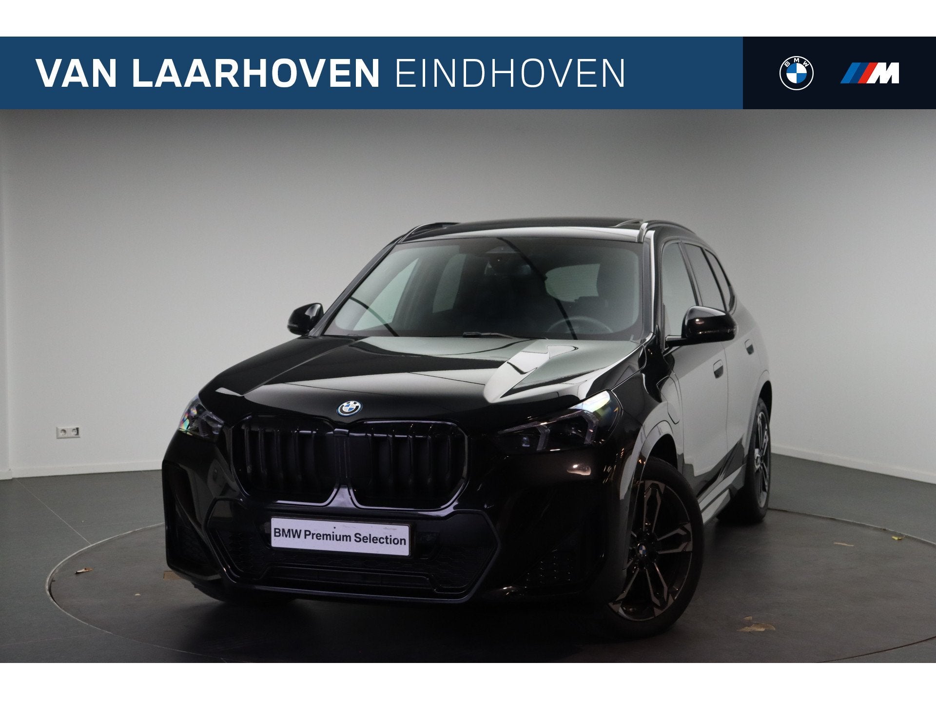 BMW X1 xDrive25e M Sport Automaat / Panoramadak / Sportstoel