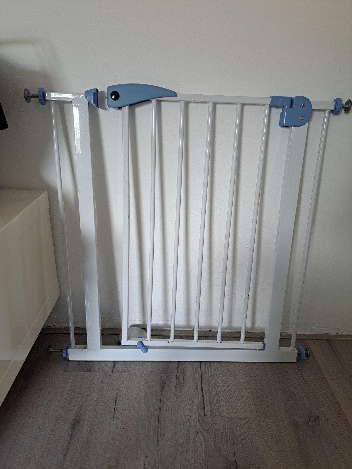 Gebruikt klemhekje ( 2 stuks) voor de trap of deur, Kinderen en Baby's, Traphekjes, Ophalen, Gebruikt, Klemhekje, Metaal of IJzer