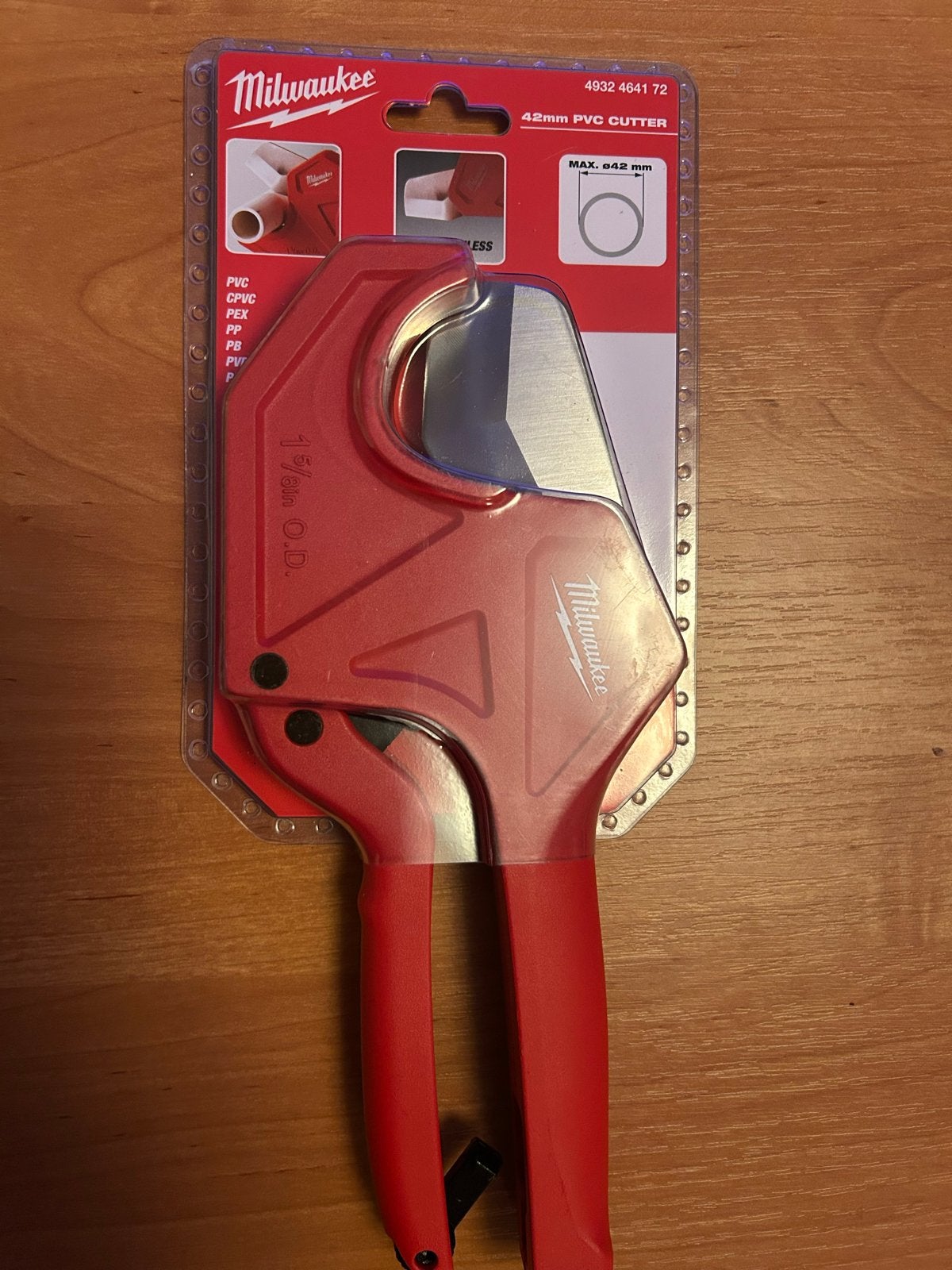Milwaukee 42mm PVC Snijder - Nieuw in verpakking, Ophalen of Verzenden, Nieuw
