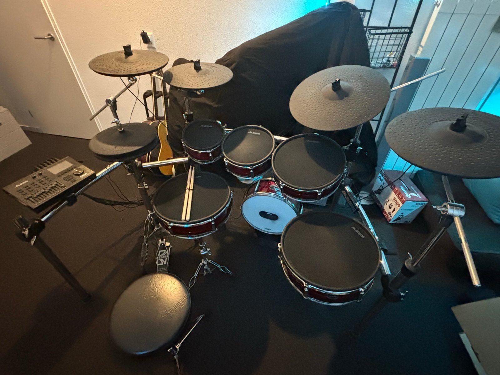 Alesis Strike pro, Muziek en Instrumenten, Ophalen, Gebruikt, Overige merken, Elektronisch
