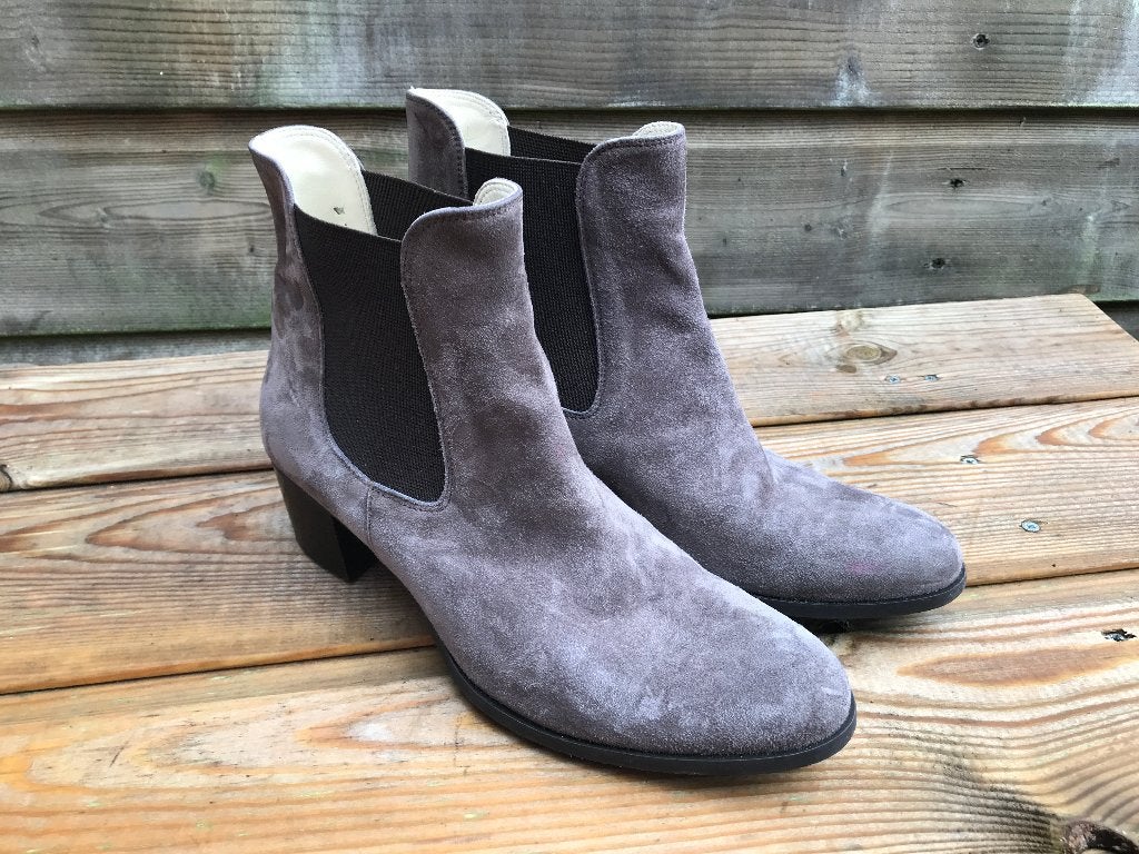 PAUL NOYEN grijs suede chelsea boots maat 39, Kleding | Dames, Lage of Enkellaarzen, Ophalen of Verzenden, Zo goed als nieuw, Grijs