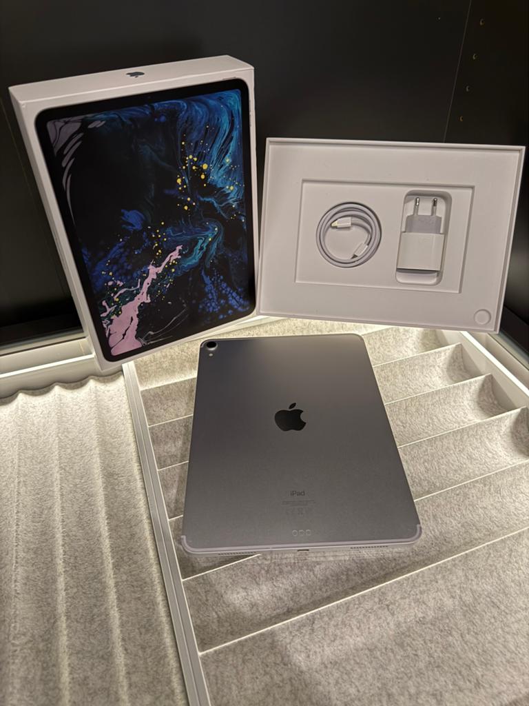 Ipad pro 11 inch (2018) Wi-Fi + Cellular 256gb silver nieuw, Computers en Software, Apple iPads, Apple iPad, 11 inch, Ophalen of Verzenden