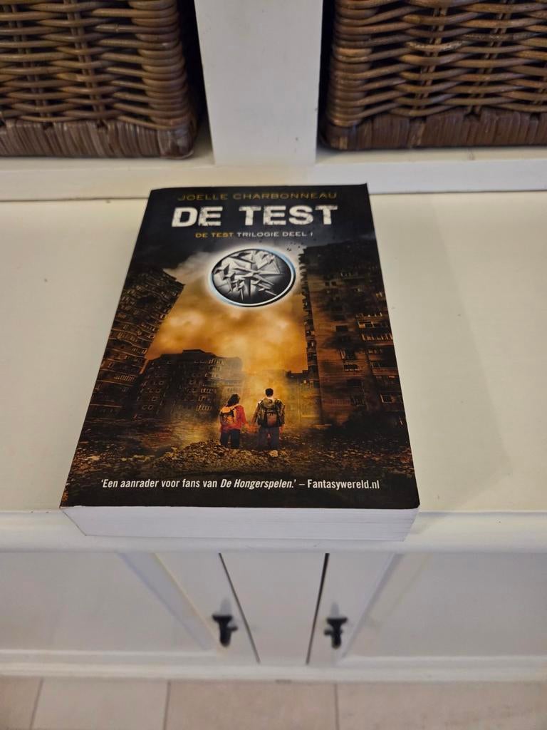 Joelle Charbonneau - De test, Boeken, Ophalen of Verzenden, Gelezen
