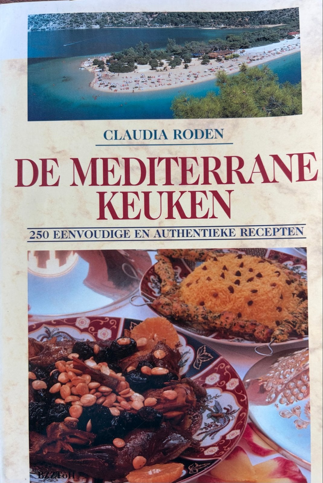 De Mediterrane Keuken - Claudia Roden, Gelezen, Voorgerechten en Soepen, Ophalen of Verzenden, Europa