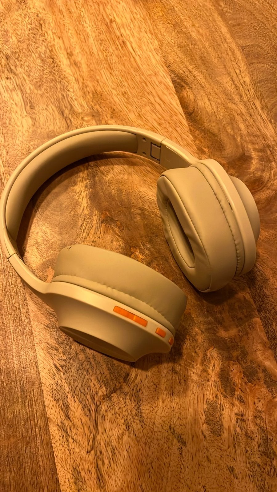 Hama Koptelefoon - Draadloos - Beige, Audio, Tv en Foto, Koptelefoons, Bluetooth, On-ear, Zo goed als nieuw, Ophalen