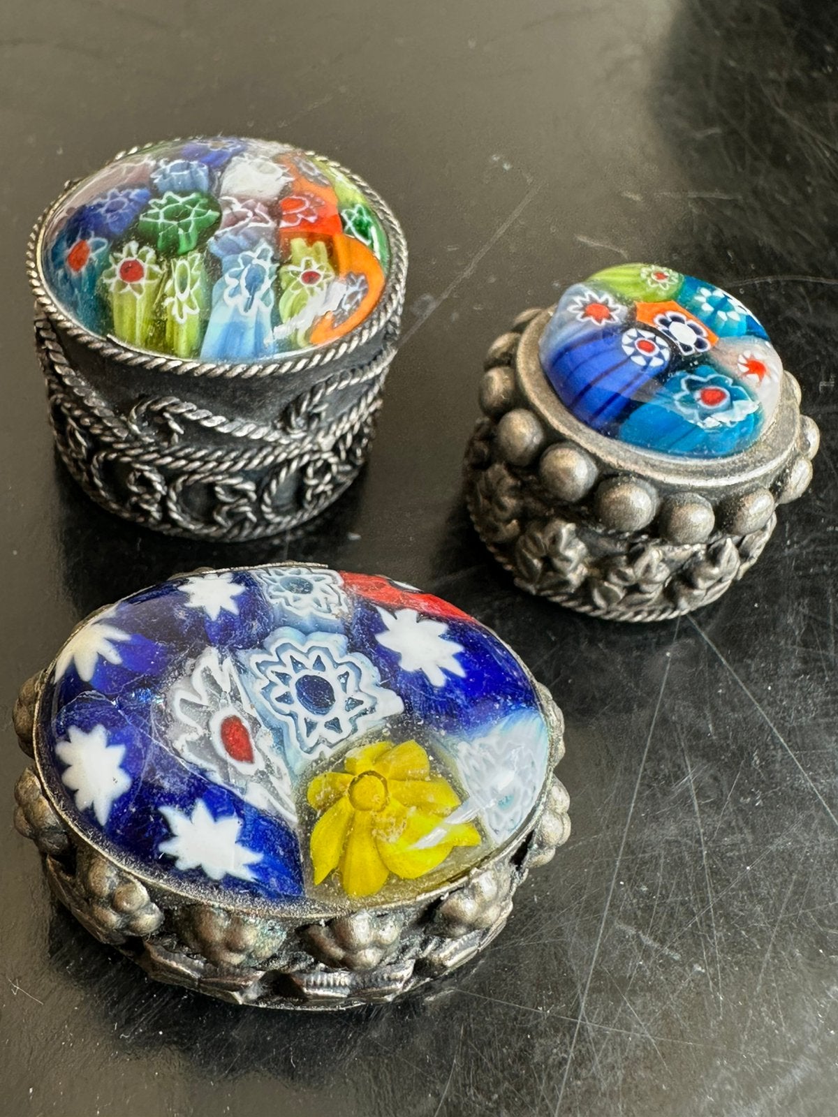 Oude Millefiori murano pillendoosjes 1 koop, Ophalen of Verzenden, Gebruikt