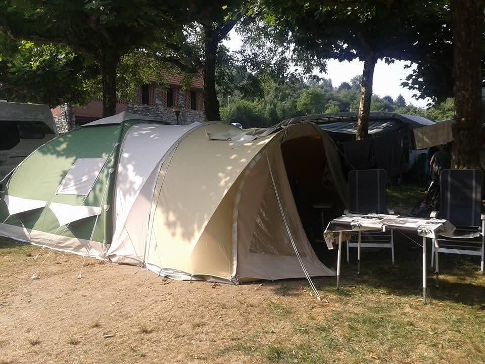 Karsten family tent/ oppomp tent, Caravans en Kamperen, Tenten, Ophalen, Gebruikt, Tot en met 4