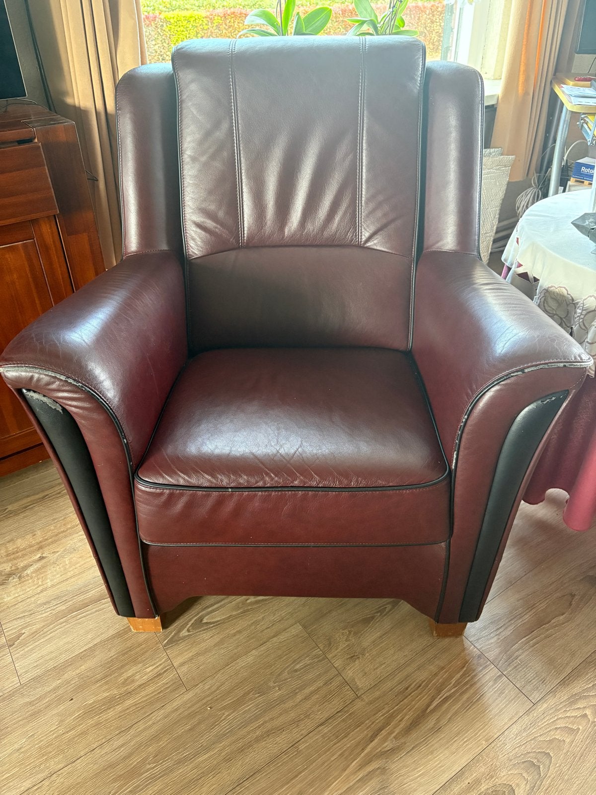 2 Comfortabele bordeauxrode leren fauteuils, Ophalen, Gebruikt, Leer, 75 tot 100 cm