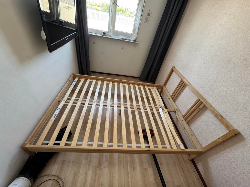 Ikea Fjellse bed 140x200 met Luroy lattenbodems, Ophalen, Gebruikt, Beige, Tweepersoons