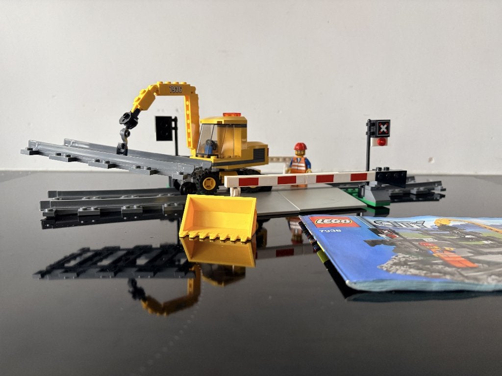 LEGO City 7936 Spoorwegovergang met instructies, Ophalen of Verzenden, Gebruikt, Trein, Overige typen