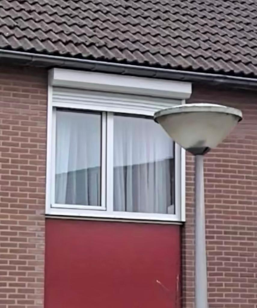 Rolluiken, Doe-het-zelf en Verbouw, Rolluiken, Wit, 150 tot 200 cm, Ophalen of Verzenden, Zo goed als nieuw