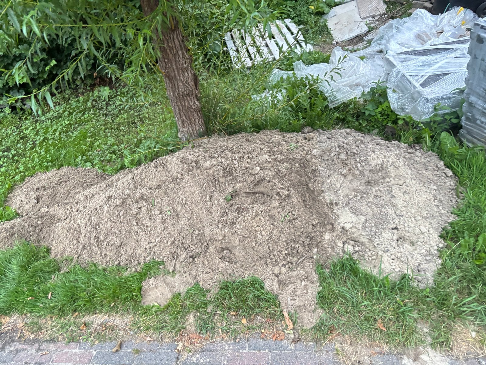 Gratis Ophoogzand af te halen, Tuin en Terras, Zand, Ophalen, Gebruikt, Ophoogzand