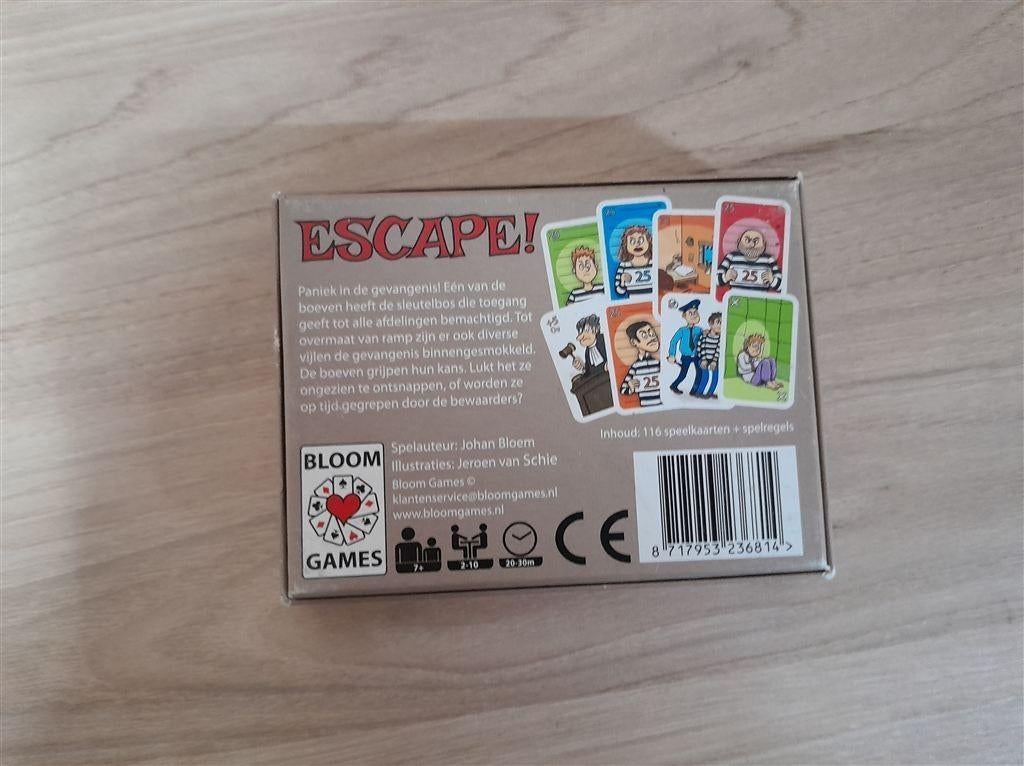 Escape - s1429, Hobby en Vrije tijd, Gezelschapsspellen | Bordspellen, Verzenden, Zo goed als nieuw