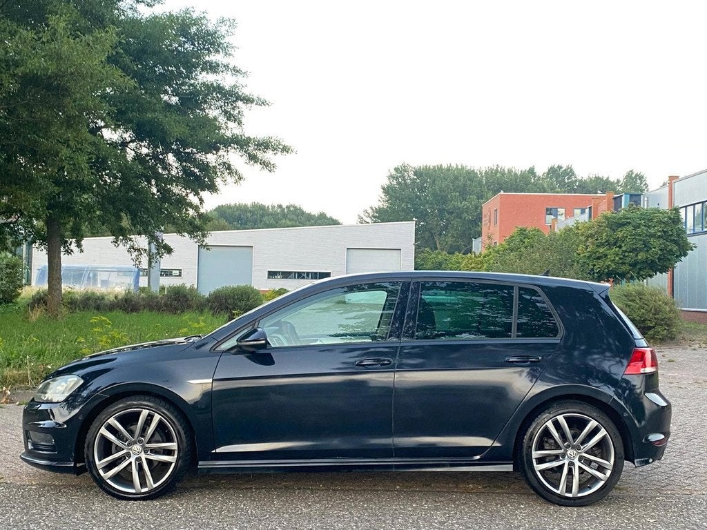 Volkswagen Golf 1.4 TSI Highline R-Line 5-Drs Automaat ECC A, Euro 5, Stof, Gebruikt, Zwart