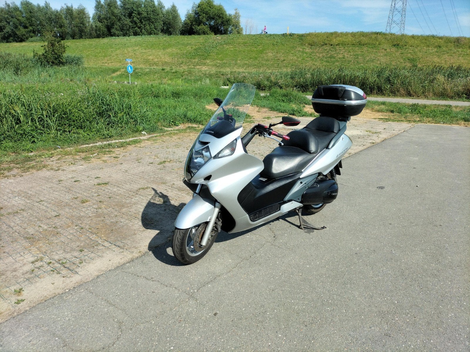 Honda FJS600 Silverwing motorscooter uit 2004, Motoren, Gebruikt, Particulier, Automaat, ABS