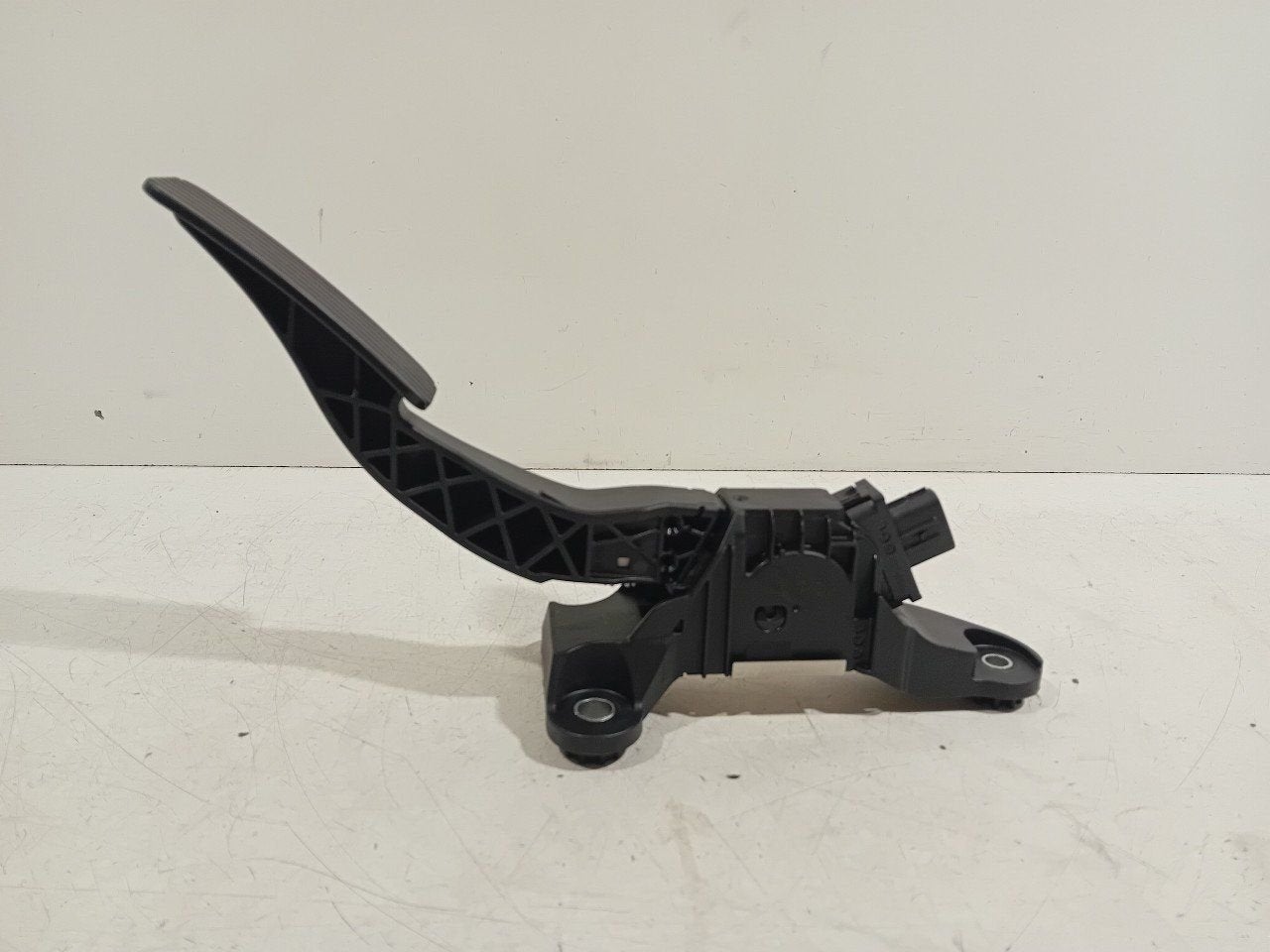 Gaspedaal Kia Picanto, Onderdelen@venauto.nl, Van der Ven Autorecycling B.V., Ettenseweg 76, 4706 PB Roosendaal, The Netherlands