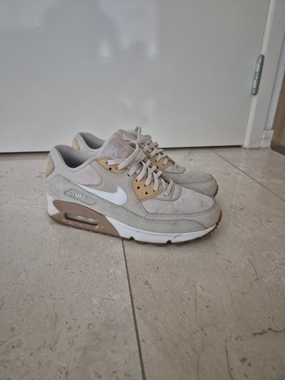 Nike air max 90 maat 39 beige, Kleding | Dames, Beige, Ophalen of Verzenden, Nike air max, Sneakers of Gympen