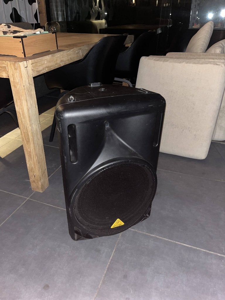 2x Behringer B215D Actieve Speakers 15", Ophalen, Gebruikt, Overige merken