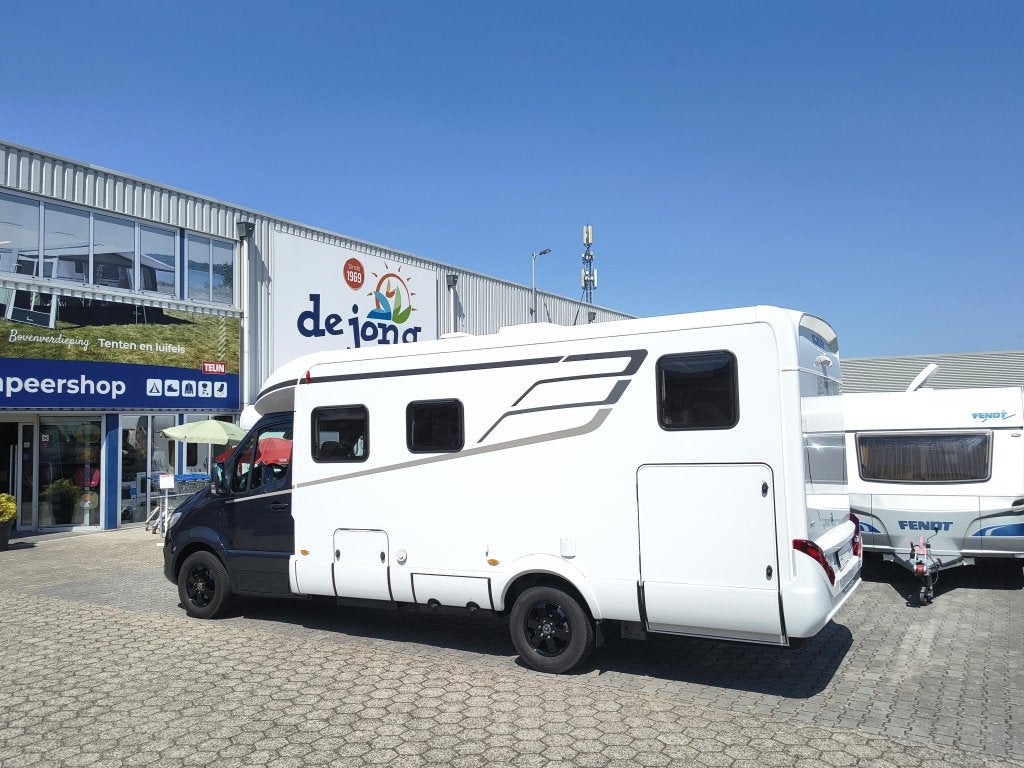 Hymer BMC-T 680, Caravans en Kamperen, Automaat, Ringverwarming, 7 tot 8 meter, Bedrijf