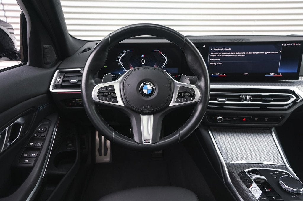 BMW 3 Serie 318i M Sport Automaat / Schuif-kanteldak / Sport, Auto's, BMW, 1998 cc, Achterwielaandrijving, Gebruikt, Met garantie (alle)