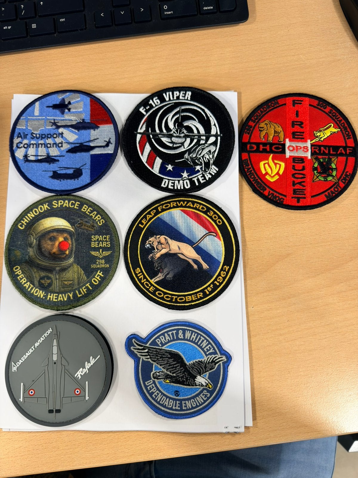 Diverse Patches, Ophalen of Verzenden, Zo goed als nieuw, Patch, Badge of Embleem