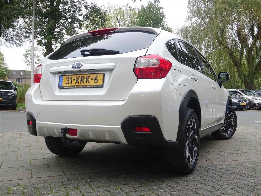 SUBARU Xv 1.6i 114pk AWD Luxury | Trekhaak | 1.500 KG trekge, Auto's, Subaru, Euro 5, Gebruikt, 4 cilinders, Met garantie (alle)