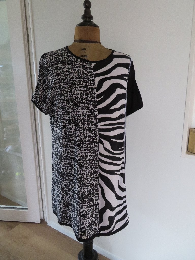 Dames jurk  Chalou maat 46 Z.G.A.N. zwart., Zwart, Maat 46/48 (XL) of groter, Chalou, Ophalen of Verzenden