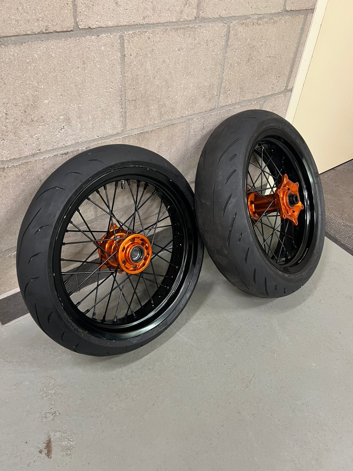 Supermoto wielen KTM, Husqvarna, GasGas, Motoren, Ophalen, Gereviseerd