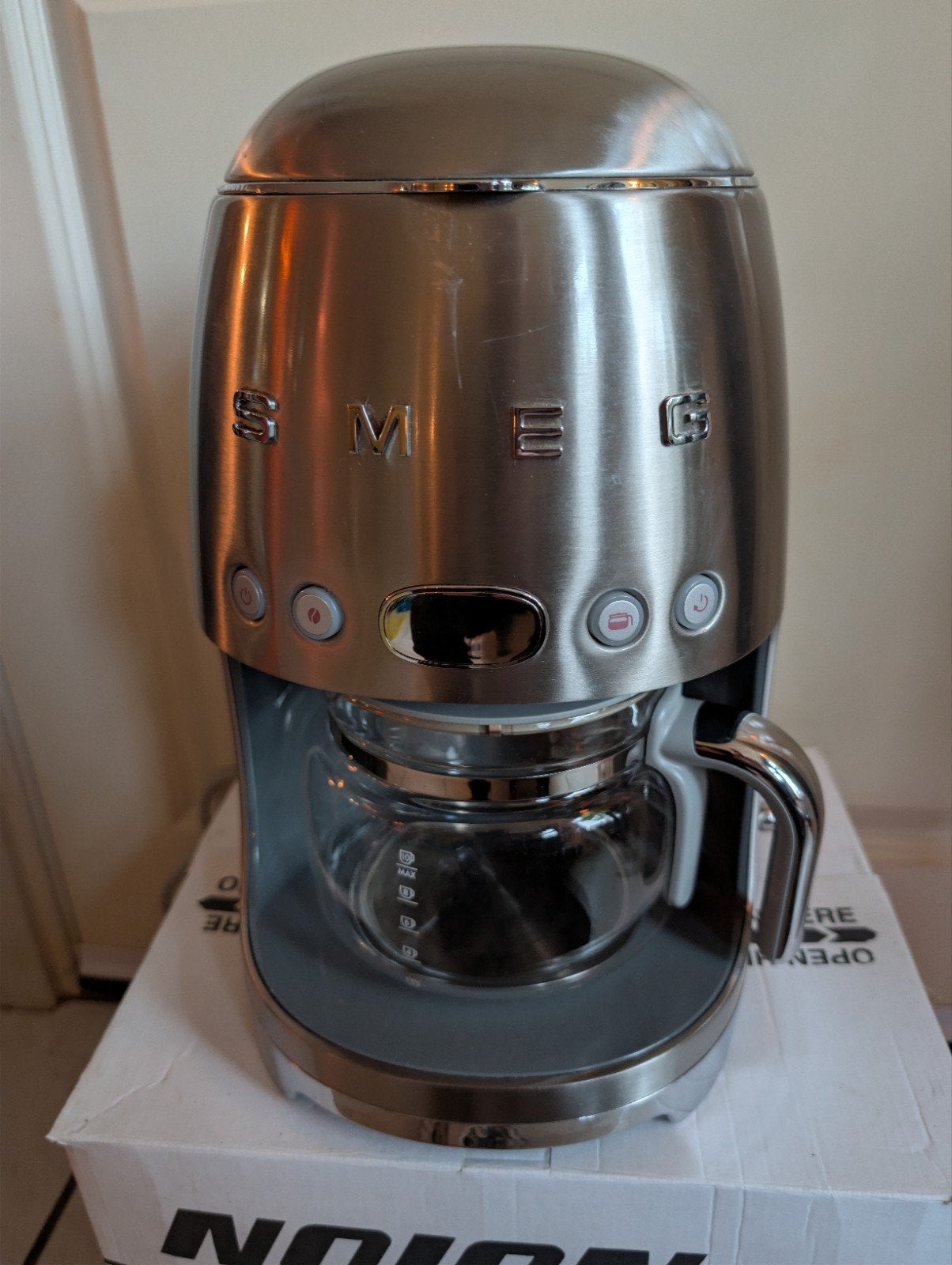 Smeg DCF02SSEU Drip Filter Koffiezetapparaat - RVS, Witgoed en Apparatuur, Koffiezetapparaten, 10 kopjes of meer, Ophalen of Verzenden