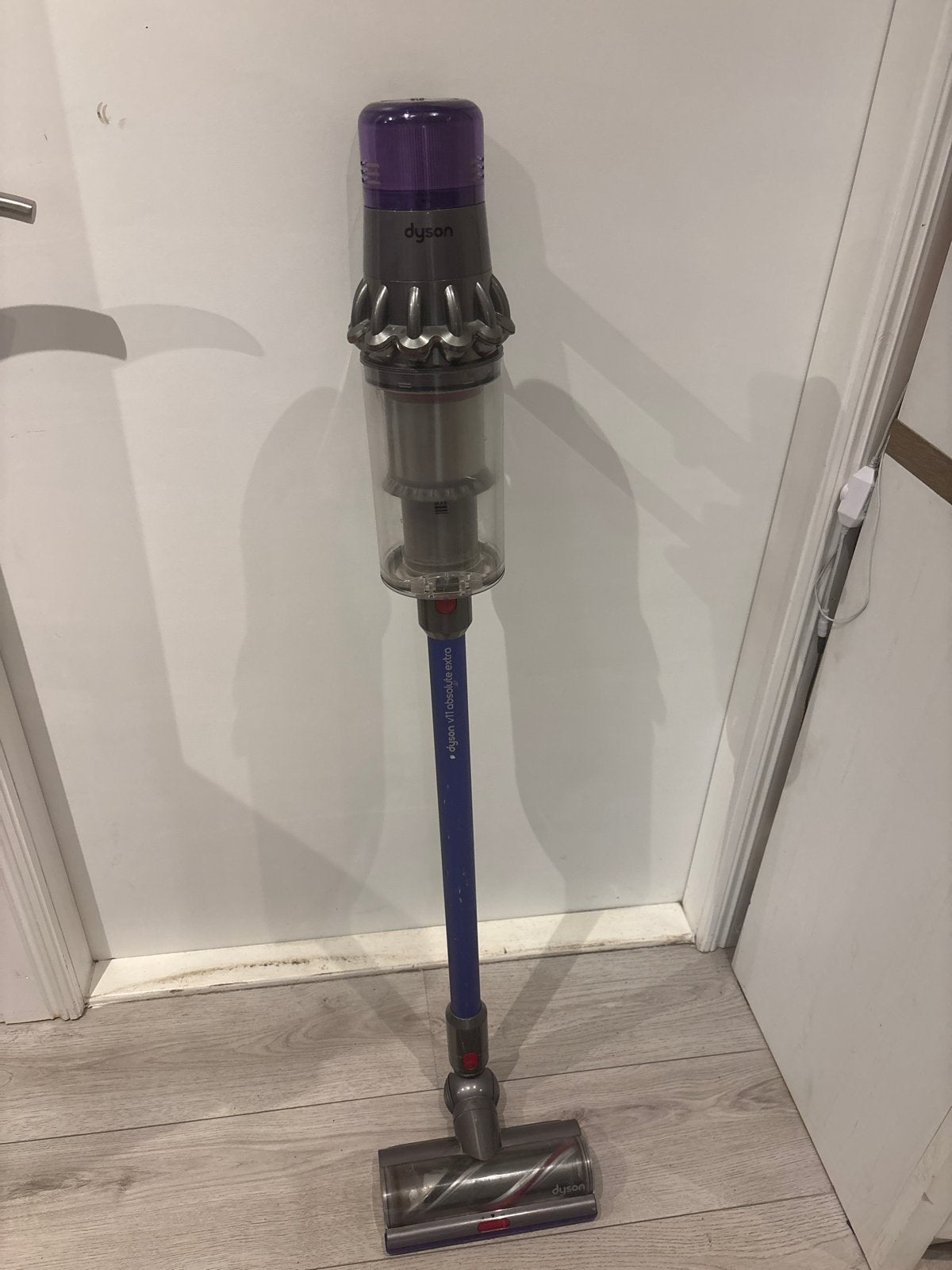 Dyson V11 Absolute Extra steelstofzuiger, Ophalen, Draadloos, Zo goed als nieuw, Dyson