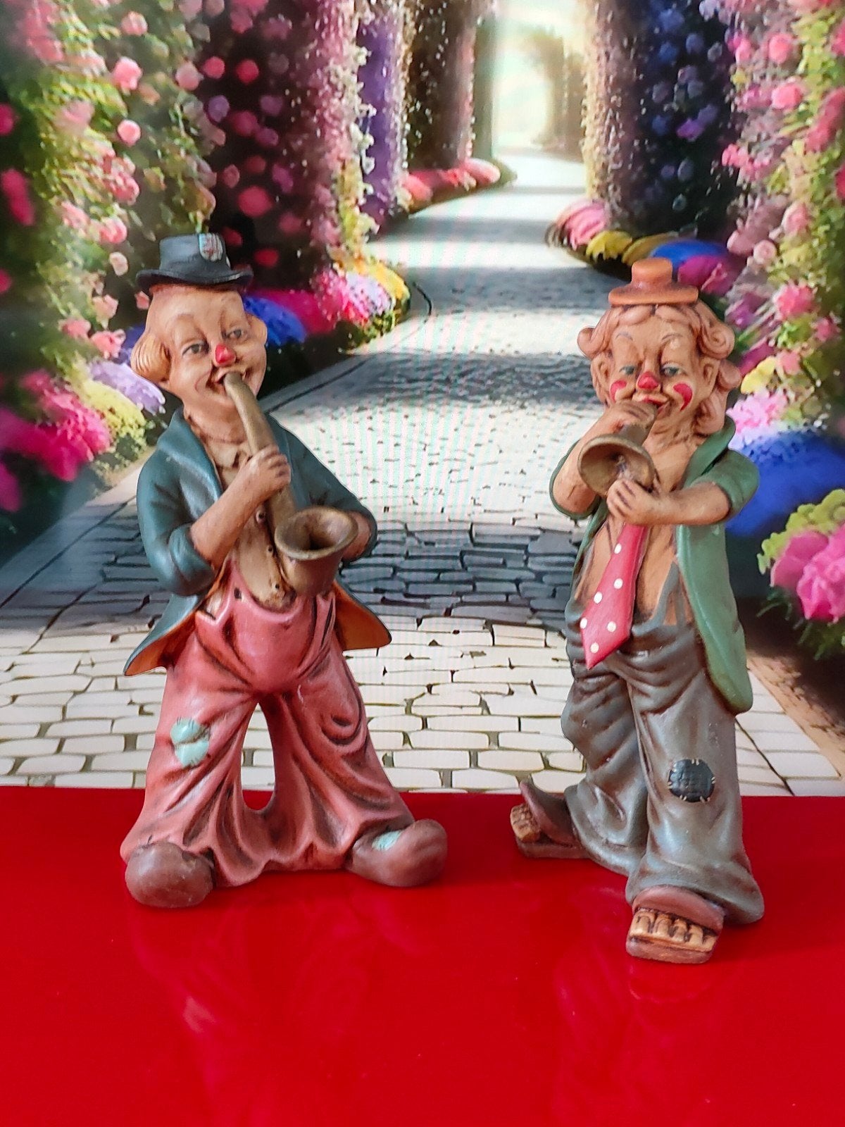 Twee mooie clownbeelden. 22cm, Verzamelen, Beelden en Beeldjes, Ophalen, Zo goed als nieuw