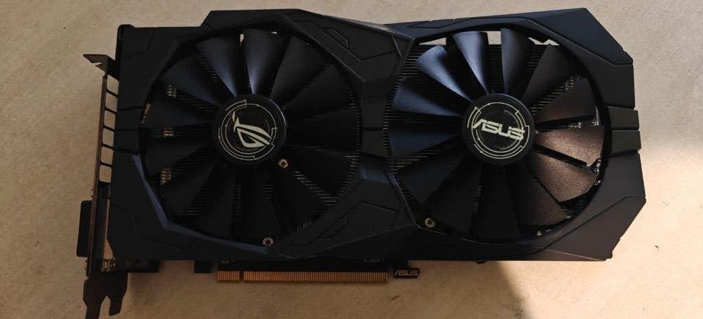 Asus ROG STRIX RX570 O4G GAMING Videokaart, Computers en Software, PCI-Express 3, Gebruikt, HDMI, Ophalen of Verzenden