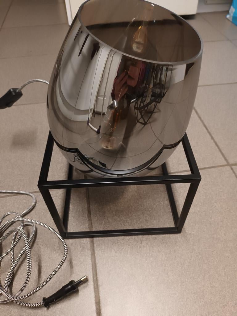 Mooie verstelbare tafellamp van Pronto Wonen, Modern, Industrieel, Ophalen of Verzenden, Zo goed als nieuw, Glas