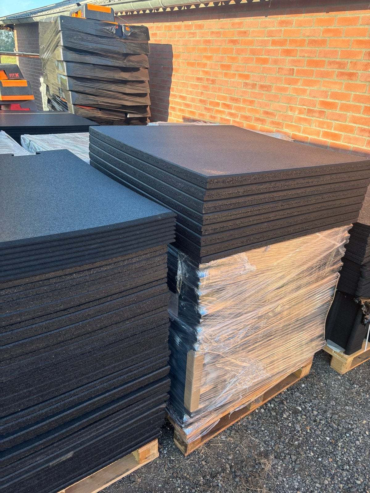 Outlet rubber tegels: Nieuw tegen tweedehands prijs, Divers, Ophalen of Verzenden, Divers, Fitnessmat