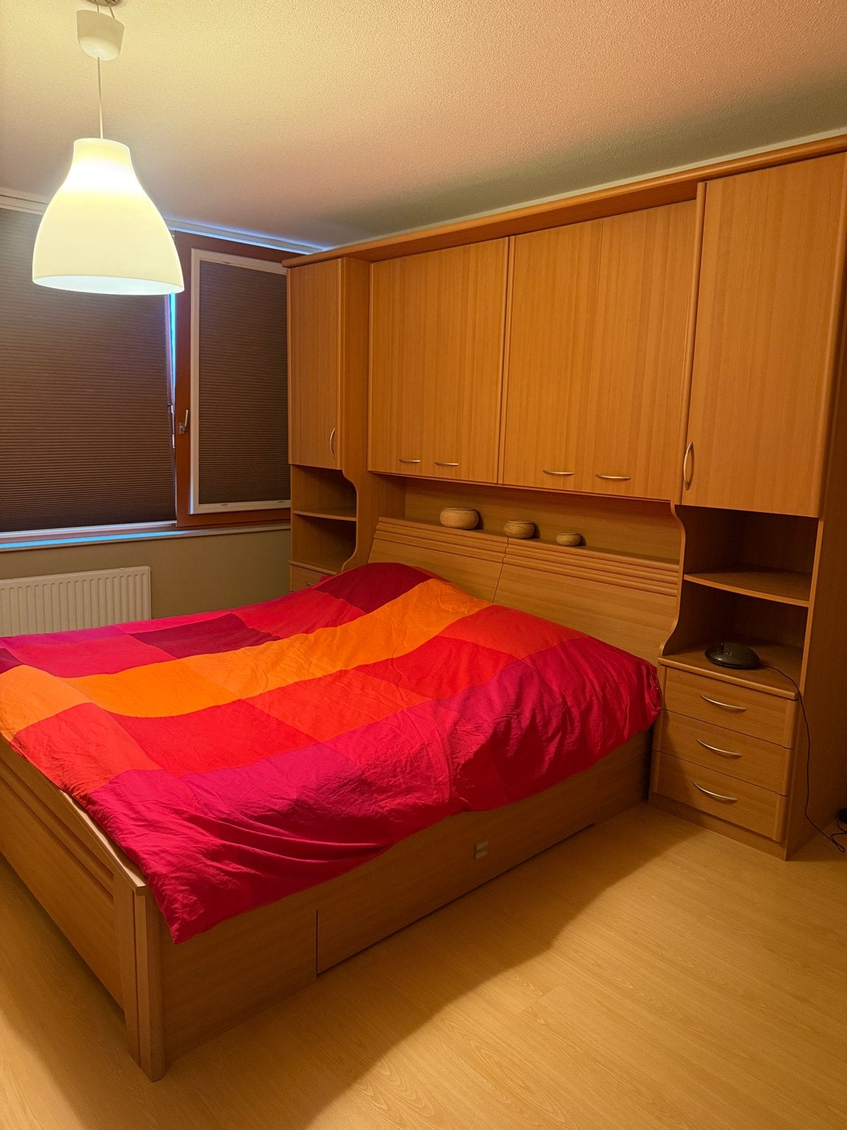 Tweepersoonsbed met ombouw en opbergruimte, Gebruikt, Bruin, Tweepersoons, Ophalen of Verzenden