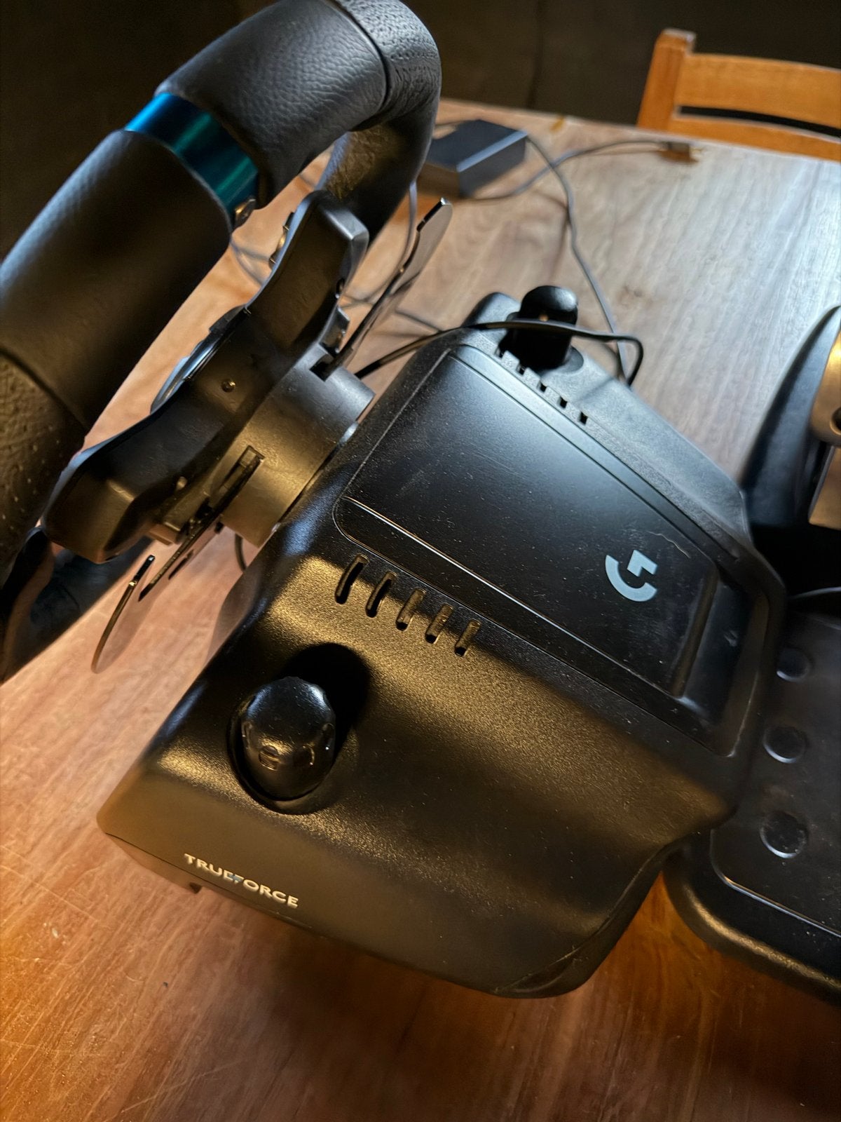 Logitech G923 Racestuur met Pedalen - Zo goed als nieuw, Spelcomputers en Games, Ophalen, Racestuur, Force feedback, Zo goed als nieuw