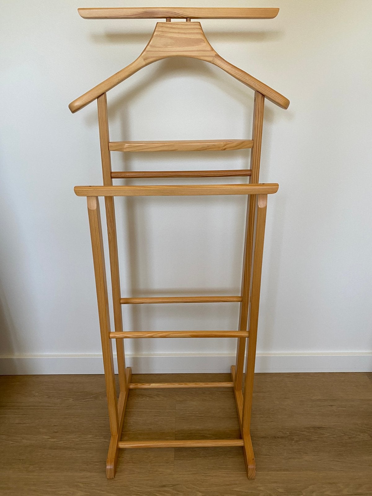 Houten dressboy, Ophalen, Nieuw