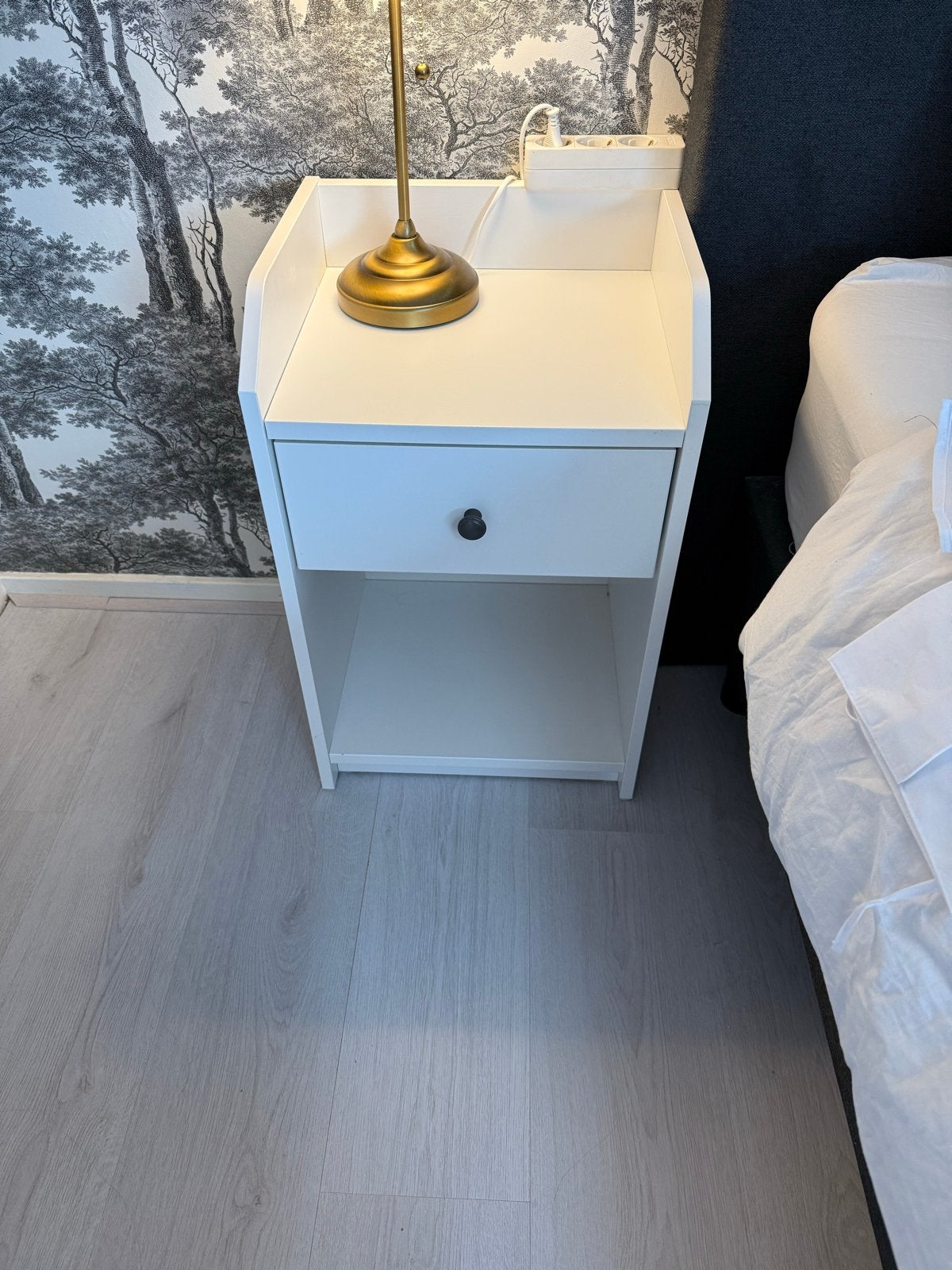 IKEA Hauga Nachtkastje Wit - Zo goed als nieuw, Ophalen, Minder dan 45 cm, 55 tot 70 cm, Zo goed als nieuw