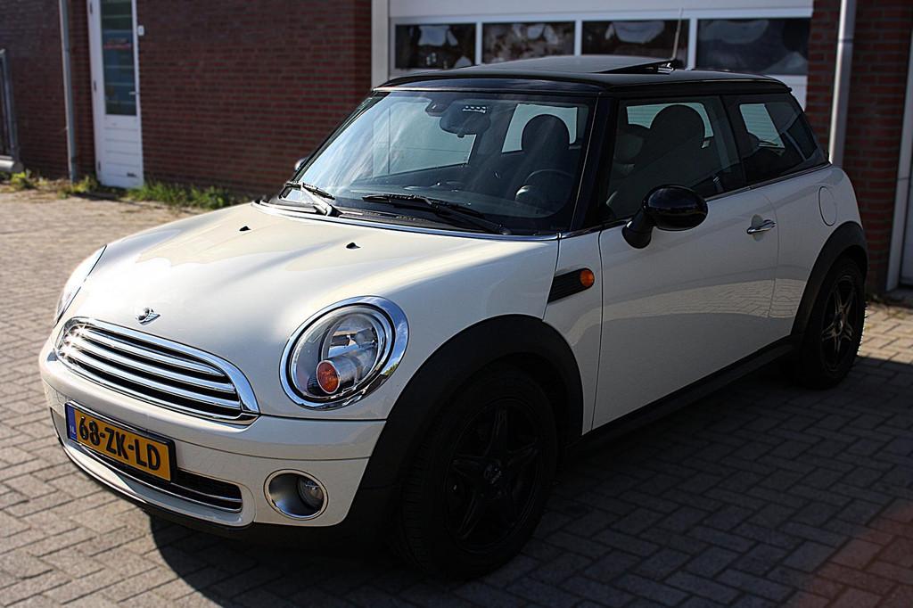 Mini Mini 1.6 Cooper Pepper - Panorama dak - Airco - Nap - 6, Auto's, Mini, Voorwielaandrijving, Gebruikt, 750 kg, 4 cilinders
