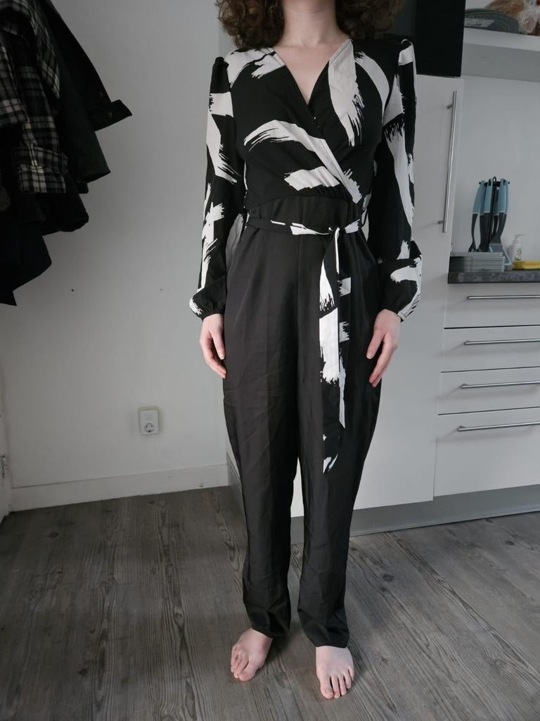 Mooie lange jumpsuit maat S, Kleding | Dames, Jumpsuits, Ophalen of Verzenden, Zo goed als nieuw, Maat 36 (S), Overige kleuren